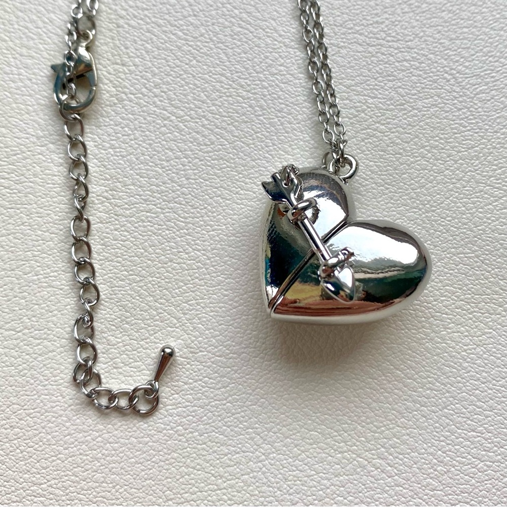 Silver Heart Pendant Necklace - Picture 2 of 4